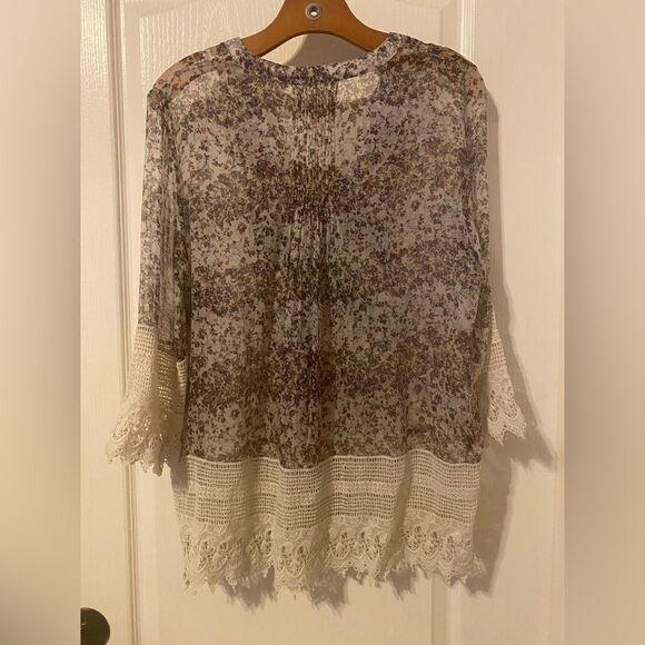 Sundance Sheer Floral Crochet Embroidered Hem Blouse Size Medium NWOT - Picture 2 of 11